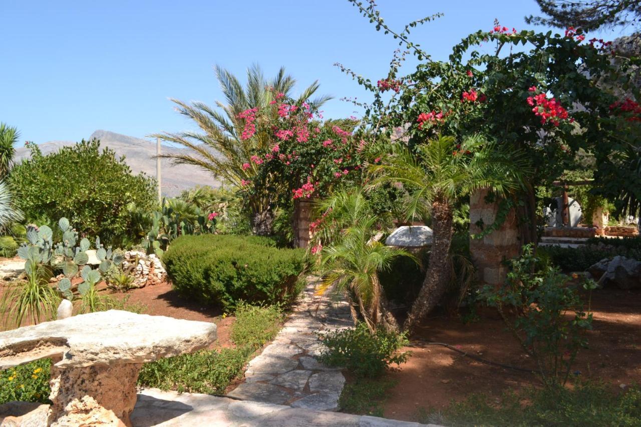 Villa Paradiso Riserva Naturale Monte Cofano Кастеллуццо Екстер'єр фото