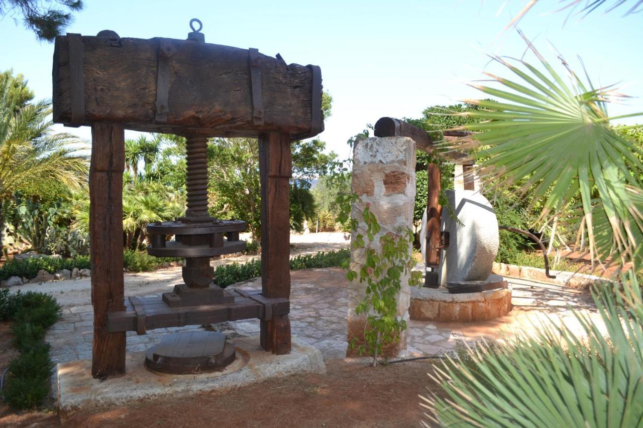 Villa Paradiso Riserva Naturale Monte Cofano Кастеллуццо Екстер'єр фото